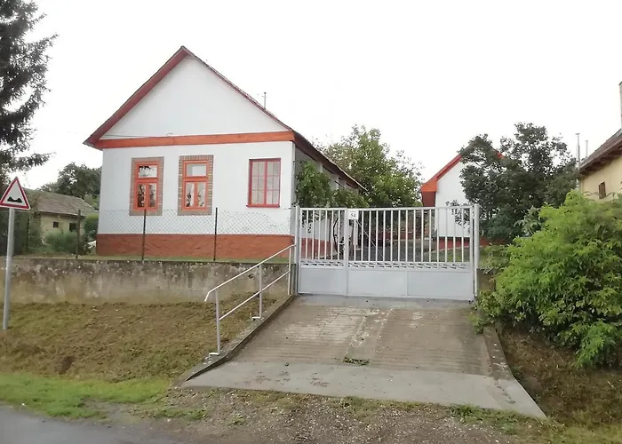 Nagyhaláp Affittacamere